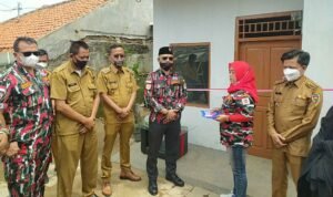 Camat Purwakarta Apresiasi Baksos Bedah Rumah LMP Macab Purwakarta