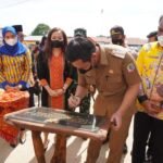 Bupati Kapuas Hulu Resmikan Gedung Pusat Promosi Kerajinan Kabupaten Kapuas Hulu