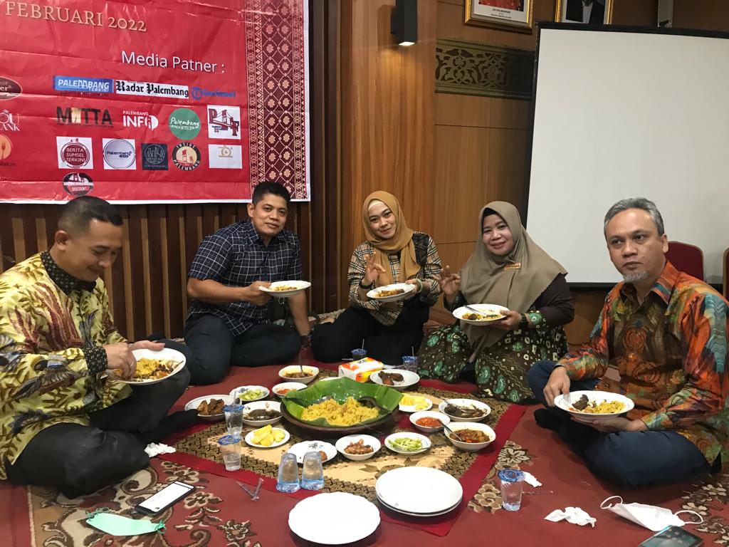 Bunda Rayya Ajak Kaum Milenial untuk Lestarikan Tradisi Ngobeng Adat Palembang