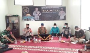 Polsek Cibatu Purwakarta Peringati Irsa Mi’raj dengan Cara Sederhana