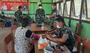 Lakukan Vaksinasi selama 4 Hari, Dandim 1206/Psb Berikan Semangat kepada Tim