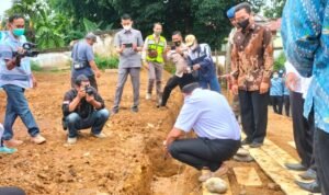 Letakkan Batu Pertama Asrama SMP IT Insan Rabbani, Ini Harapan Wakil Bupati Lahat