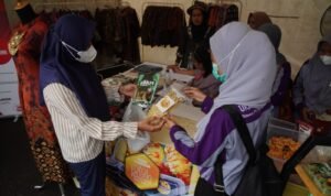 Perluas Pangsa Pasar, Mitra UMKM Binaan Pertamina Patra Niaga Sumbagsel Ikuti Festival Sekanak Lambidaro