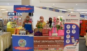 Produk UMKM Binaan Kilang Pertamina Plaju Ada di Transmart Palembang