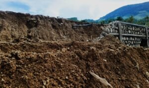 Pekerjaan Lapangan Bola Mini Blang Tengulun Diduga Syarat Bermasalah, Penegak Hukum Diminta Lidik