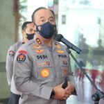 Satgas Damai Cartenz Kirim Bantuan Bibit Babi ke Warga Yahukimo