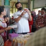 Bupati Kapuas Hulu Buka Pameran ART Preneurship “Jejak Imaji”