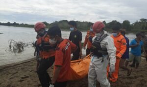 Akhirnya Warga Jaras Kapuas Hulu yang Tenggelam Ditemukan