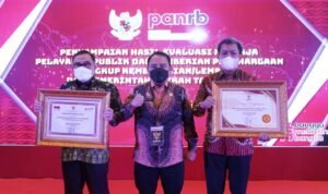 Kualitas Pelayanan Publik Kemenkumham Meningkat, Menteri Hukum dan HAM Kembali Terima Penghargaan