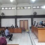 Hakim Perintahkan JPU Untuk Dalami Keterlibatan Zainal Abidin