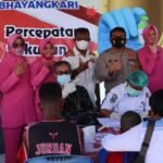 Kapolres Fakfak Hendriyana Target 70% Dosis 2 Vaksinasi Sebelum Ramadhan