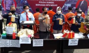 Wow.. Pengoplos BBM Beromset Rp 1,8 Miliar Perhari