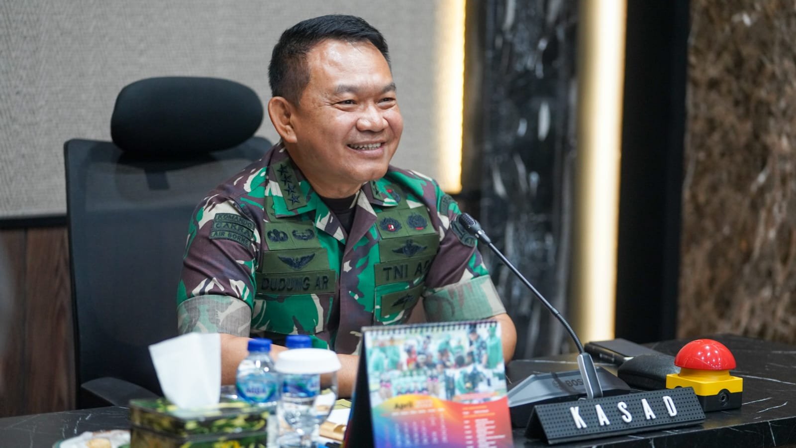 TNI AD Alirkan Air di Pelosok Negeri