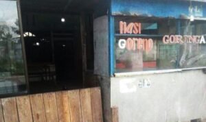 Pedagang Kuliner Parit Tiga Keluhkan Langka Minyak Goreng dan Gas Elpiji