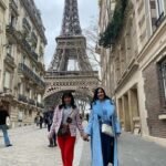 Iis Dahlia Ajak Anak Perempuan Liburan ke Paris