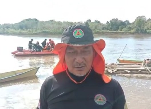 TRC Pramuka Peduli Turut Bantu Pencarian Warga Jaras Kapuas Hulu yang Tenggelam