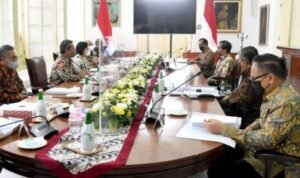 Presiden Jokowi Terima 21 Calon Anggota Dewan Komisioner OJK, Berikut Daftarnya