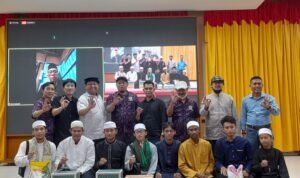 IWO Sumsel Gelar Koordinasi Kehumasan dan Pers serta Beri Tali Asih ke Santri