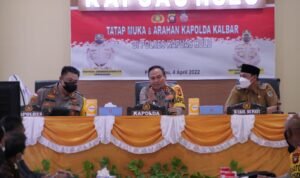 Kunjungi Kapuas Hulu, Kapolda: Awasi Peredaran Barang Ilegal di Perbatasan