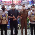 Enos Launching Beras Sebiduk Sehaluan