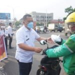 “Kumham Berbagi” 150 Paket Nasi Dibagikan Untuk Masyarakat