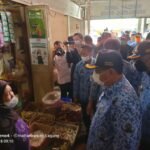 Pertengahan Puasa Harga Bahan Pokok di Pasar Ngemplak Tulungagung Cenderung Stabil