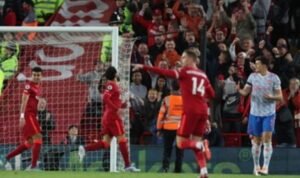 Tumbangkan MU, Bawa Liverpool ke Puncak Klasemen Liga Inggris