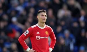 Kembali Latihan di Man Utd, Mata Ronaldo Bengkak