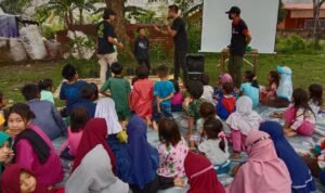 Hari Bumi, Sahabat Alam Edukasi Anak-Anak di TPA Sukawinatan