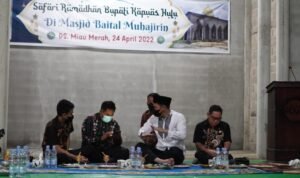 Safari Ramadhan di Baital Muhajirin, Bupati Kapuas Hulu: Jalan Simpang Silat akan Dibangun