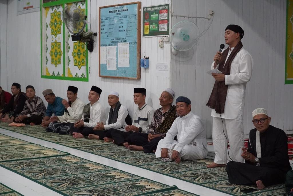 Safari Ramadhan di Hulu Gurung, Wabup Kapuas Hulu: Jaga Keamanan