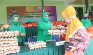 Jelang Idul Fitri 1443 H, Kodim 1206/Psb Gelar Pasar Murah