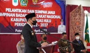 Fransiskus Diaan Lantik Pimpinan Baznas Kapuas Hulu