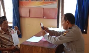 Polsek Muara Siau Salurkan BTPKLWN 2   