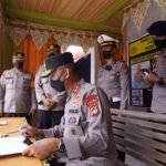 Cek Pospam, Kapolda Sulbar: Polri Tetap Layani Masyarakat yang Ingin Vaksin
