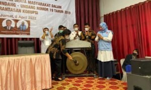 Bupati Karo Hadiri Webinar Membangun Desa Berintegritas