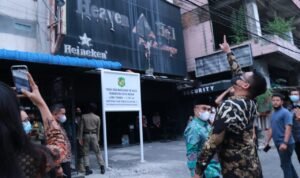 Pastikan Telah Dikosongkan Penyewa, Bobby Nasution Tinjau Lahan Eks Gedung Parkir Perisai Plaza