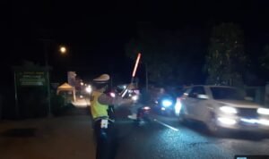 Berikan Rasa Aman Bagi Masyarakat, Polsek Batang Angkola Gelar Patroli Blue Light