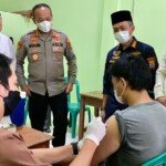Sekda dan Kapolresta Tinjau Vaksinasi