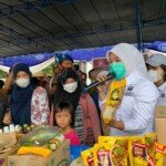 Meski Hujan Rintik, Bazar Ramadhan Tetap Ramai, Wawako Hadir Langsung
