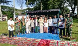 Wawako Pagar Alam Sholat Ied di Lapangan Alun-alun Selatan