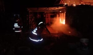 H+1 Idul Fitri, Si Jago Merah Lahap Rumah Warga Desa Gamping Tulungagung, ini Penyebabnya