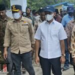 Dampingi Kunker Menteri Bahlil Lahadalia, Bupati Fakfak: Masyarakat Harus Dukung Investasi di Fakfak