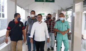 Pantau Layanan Pasca Lebaran, Bupati Tanah Datar Kunjungi RSUD MA Ali Hanafiah Batusangkar