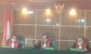 Tujuh Terdakwa Dugaan Korupsi Lapangan Bola Mini Dituntut 7 Tahun