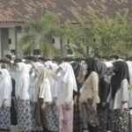 SMAN 6 Karawang Peringati Hardiknas