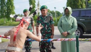 Korem 121/Abw Adakan Tradisi Penyambutan Danrem yang Baru   