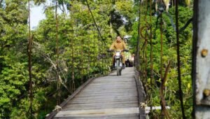 Bupati Kapuas Hulu Resmikan Wisata Gurung Kepala Bauk   