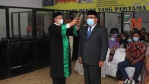 Sekda Labuhanbatu Lantik Direktur PUDAM Tirta Bina   