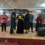 Tangis Saripah Hannum Pecah Kenang Alm Timbul P Simanungkalit